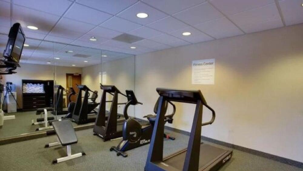 Holiday Inn Express Hotel & Suites Columbia-I-20 At Clemson Road By Ihg Exteriör bild