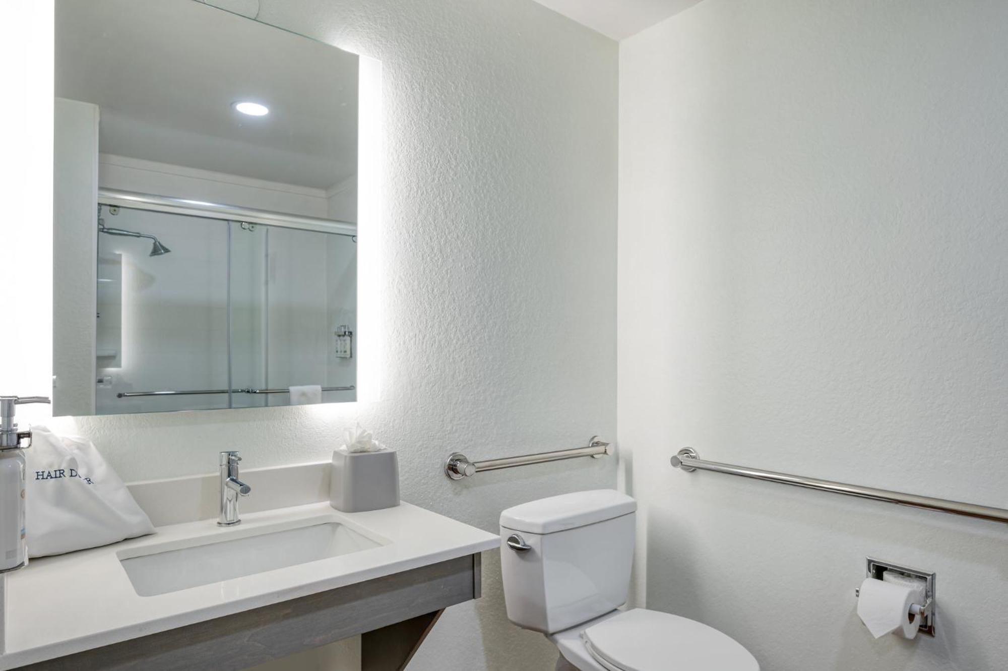 Holiday Inn Express Hotel & Suites Columbia-I-20 At Clemson Road By Ihg Exteriör bild